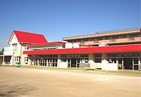 幼稚園・保育園　ファミリーマート（幼稚園・保育園）まで378m