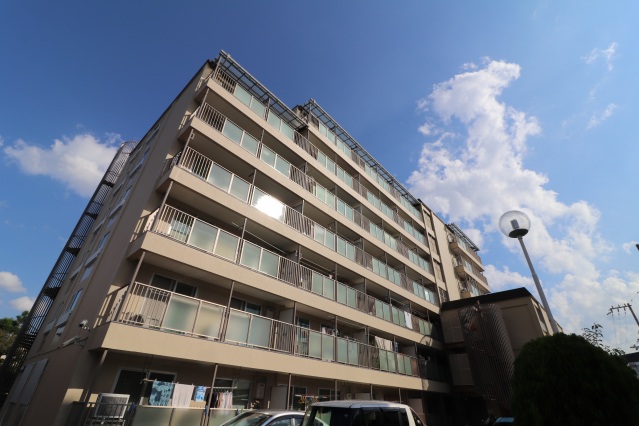 建物外観　分譲マンションです。