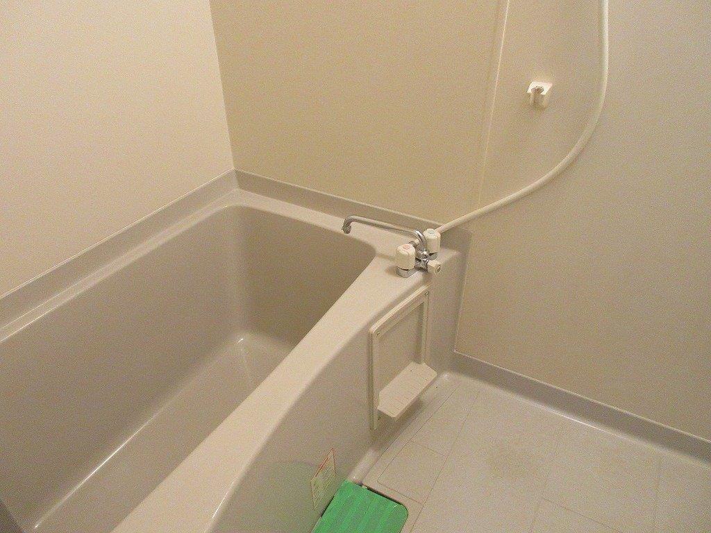 バス・シャワールーム　※別部屋写真