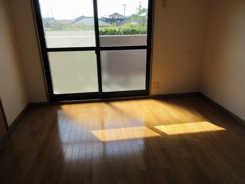 居室・リビング　※別部屋写真