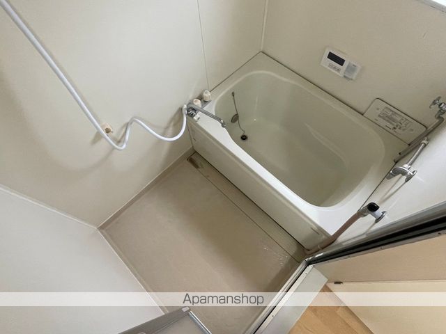 ＪＲ東海道本線 浜松駅 バス乗車時間：20分 最寄りバス停で下車 徒歩3分 3階建 築44年の風呂写真