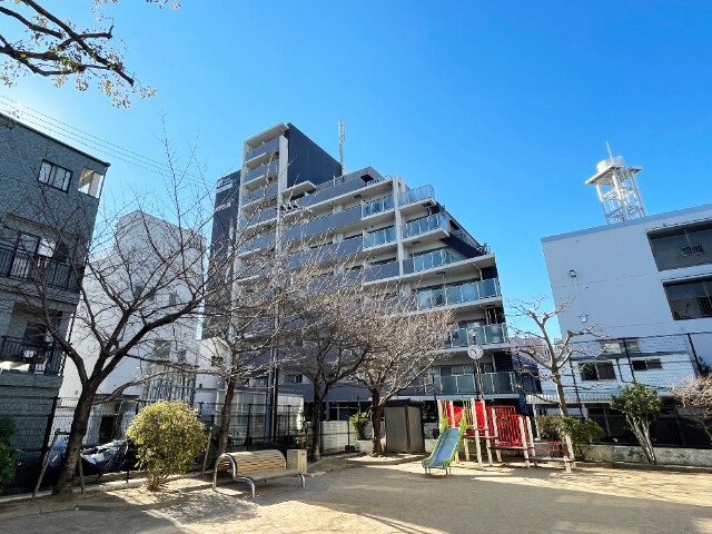 アルファレガロ兵庫の外観写真