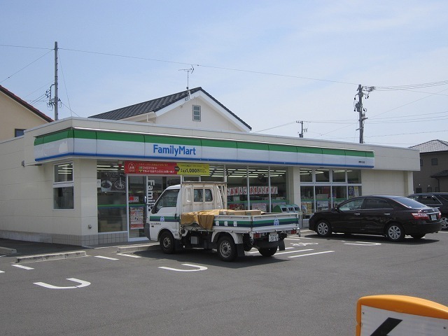 コンビニ　ファミリーマート静岡大谷店（コンビニ）まで200m