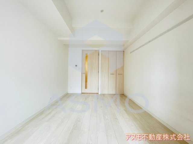 プレサンス上町台リベルテの居間写真