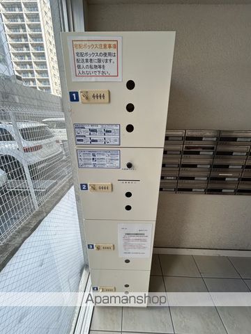 地下鉄東西線 バスセンター前駅 徒歩5分 10階建 築21年の外観写真