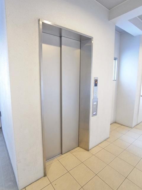 ベルファース立川の外観写真