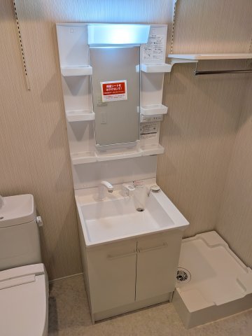 洗面設備　生活に欠かせない独立洗面台です