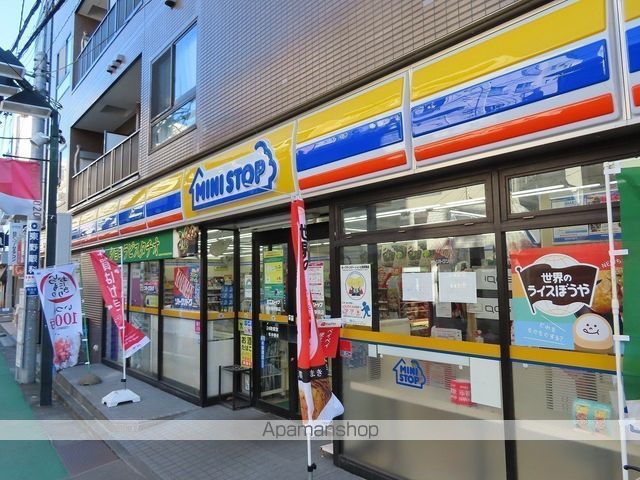 コンビニ　ミニストップ中板橋駅前店（コンビニ）まで589m