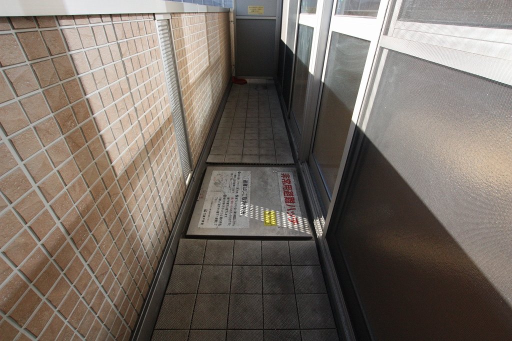 ＪＲ山陽本線 東福山駅 徒歩30分 3階建 築16年の内装写真