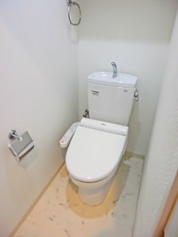 トイレ　ウォシュレット