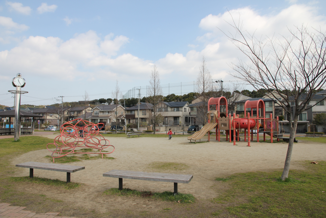 公園　永犬丸中央公園（公園）まで296m