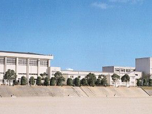 高校・高専　福岡県立北筑高等学校（高校・高専）まで838m