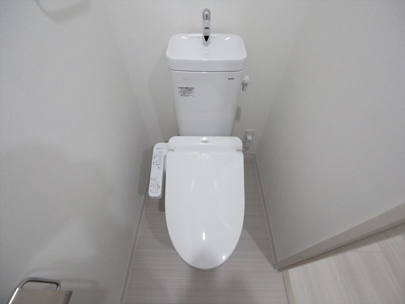 ＪＲ中央本線 大曽根駅 徒歩2分 10階建 築6年のトイレ写真