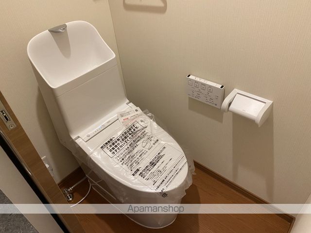 阪急宝塚線 岡町駅 徒歩5分 3階建 築6年のトイレ写真