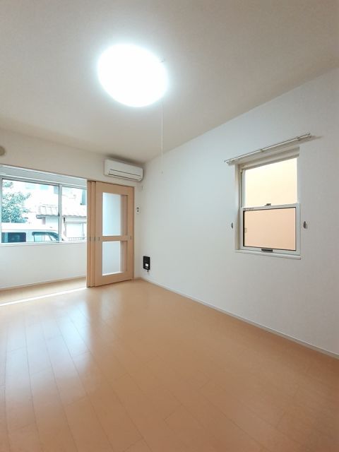 エムズポケットの居間写真