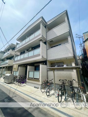 F asecia omphaの外観写真