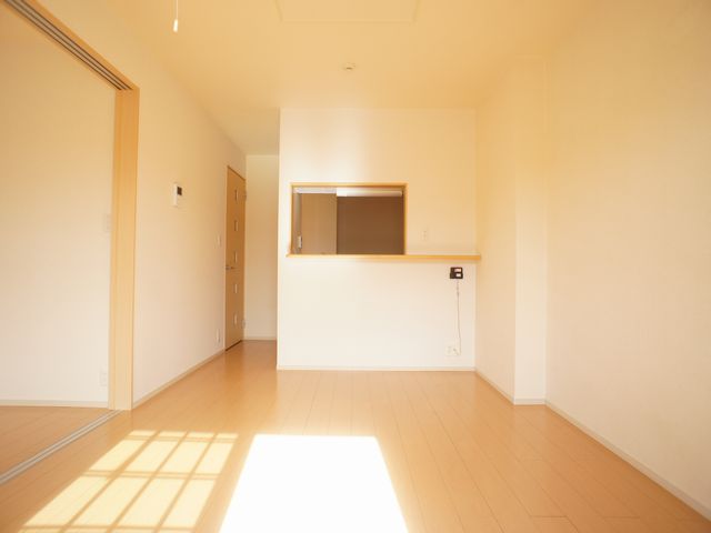 居室・リビング　快適に過ごせるエアコンが付いています♪