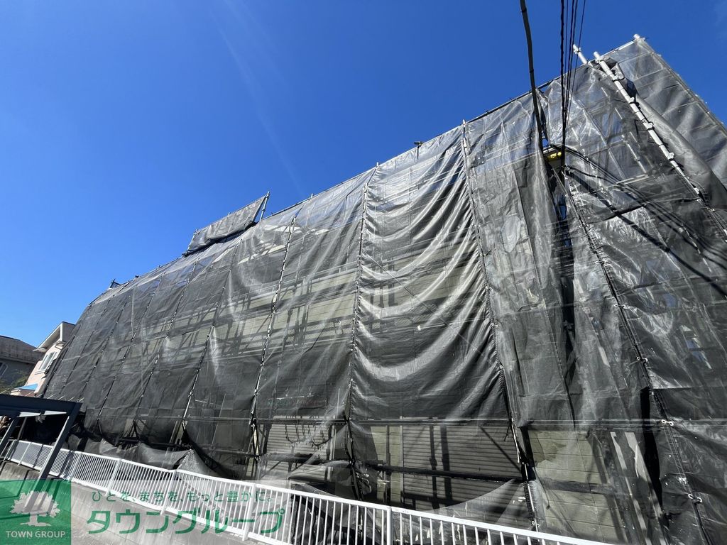 建物外観　駐車場