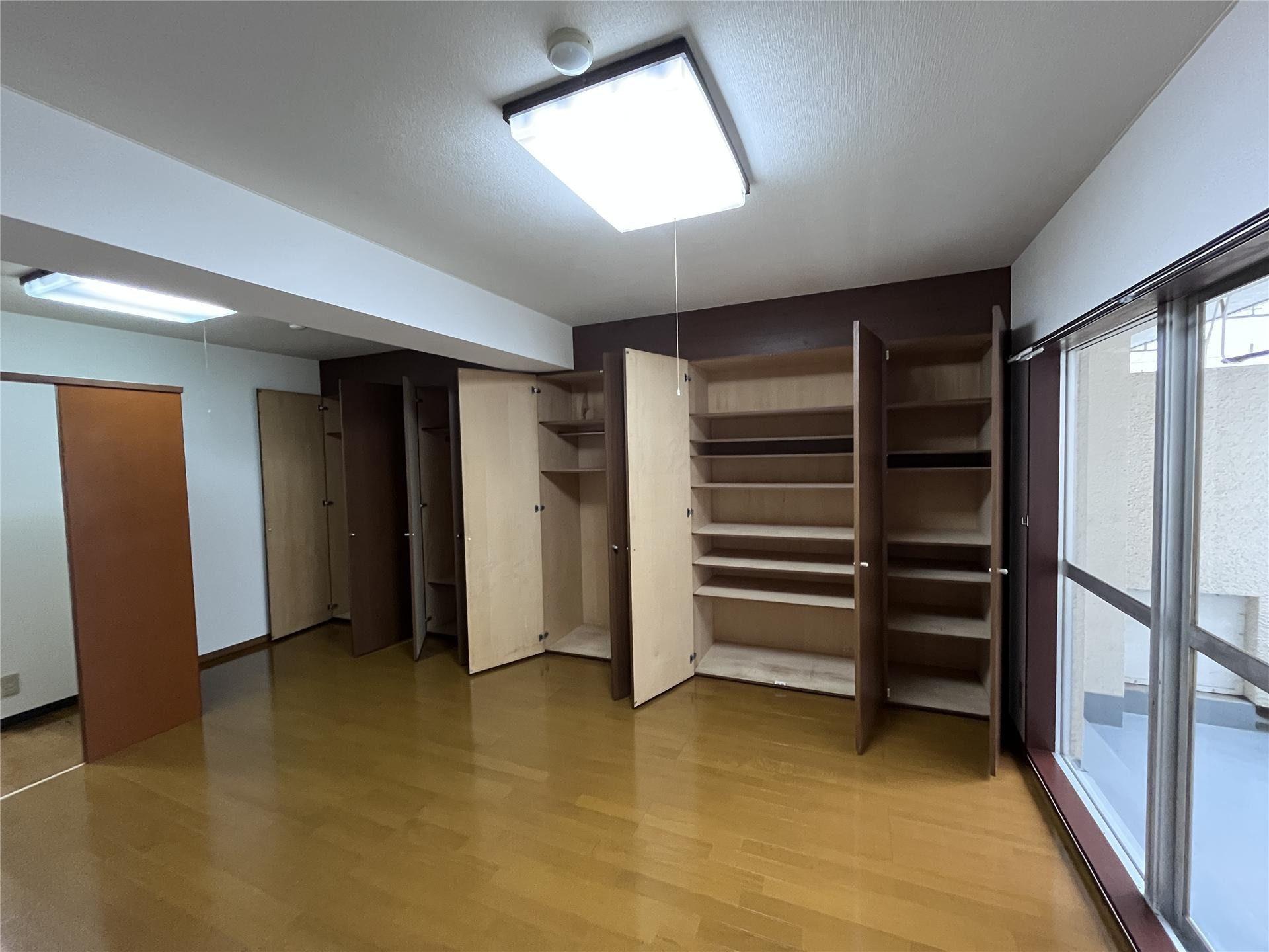 三分坂マンションの居間写真