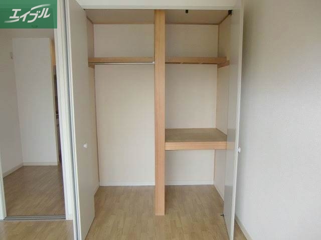 収納　クローゼット