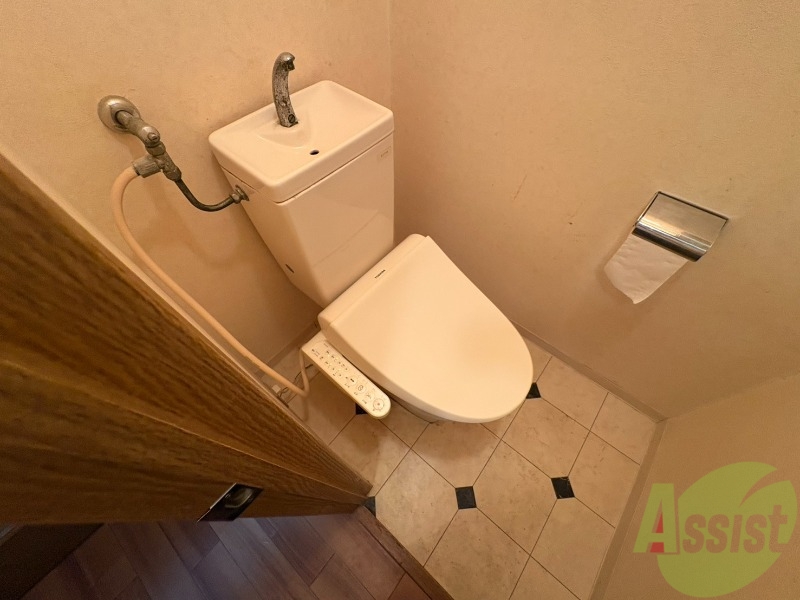 トイレ　トイレです。ウォシュレット付を探している方、おすすめです！