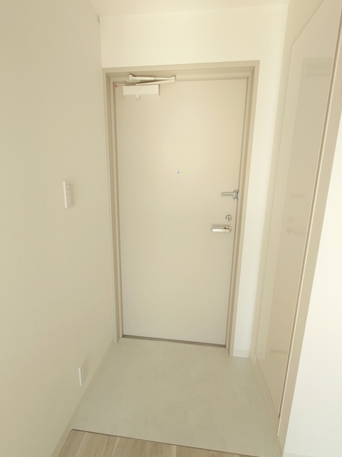 玄関　※写真は同タイプ住戸です。