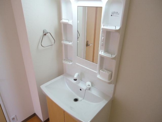 洗面設備　※別部屋の写真です