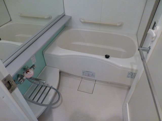 バス・シャワールーム　☆ゆっくりくつろげるお風呂☆