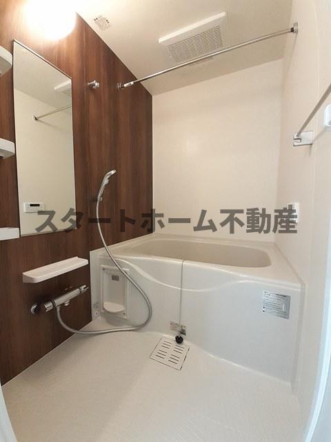 バス・シャワールーム　日々の疲れを癒すお風呂付です