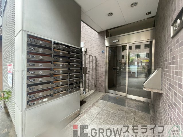 阪神本線 新在家駅 徒歩4分 7階建 築26年の外観写真