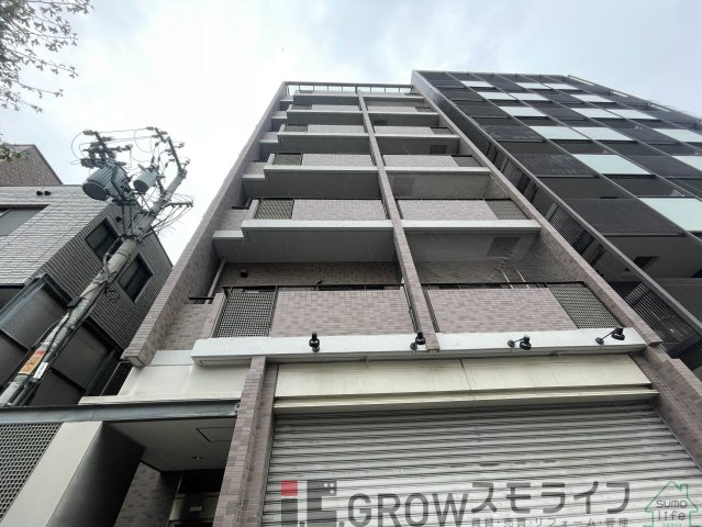 阪神本線 新在家駅 徒歩4分 7階建 築26年の外観写真