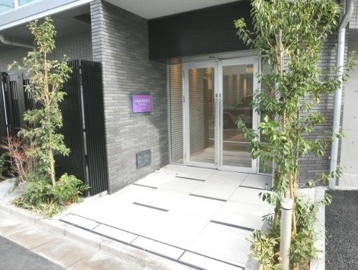 エントランス　☆共用部分☆