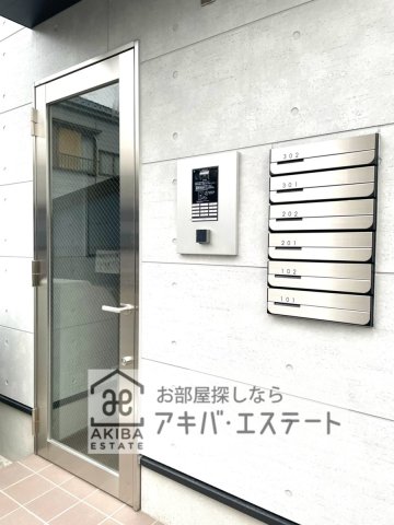 エントランス　※同一仕様写真