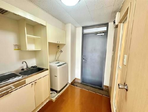 レオパレスTACHIBANAの玄関写真