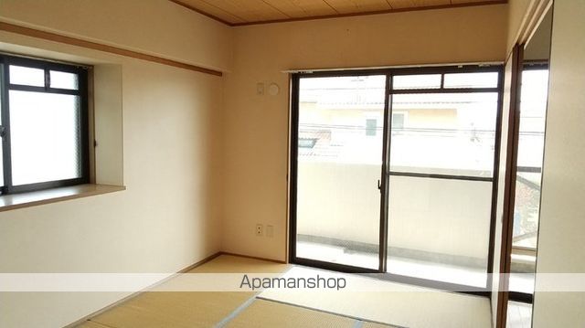 フロンティア・ウィンの内装写真