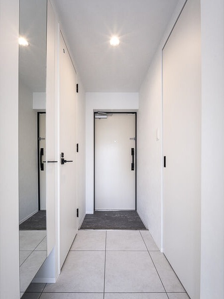 Warmth Inn 南4条の玄関写真