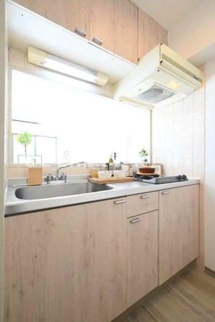 キッチン　※家具・小物はイメージです