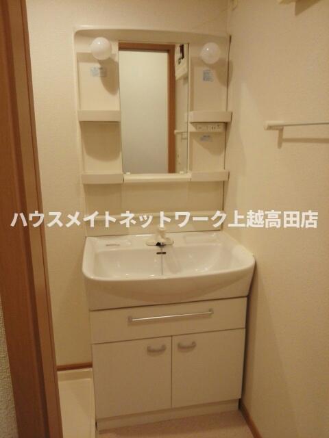 洗面設備　洗髪洗面化粧台