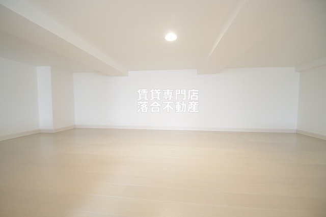 その他部屋・スペース　大型ロフト付き