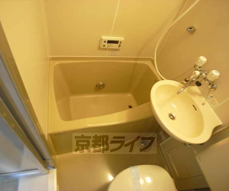 バス・シャワールーム　お風呂です。