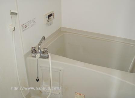 バス・シャワールーム　追焚き機能付き