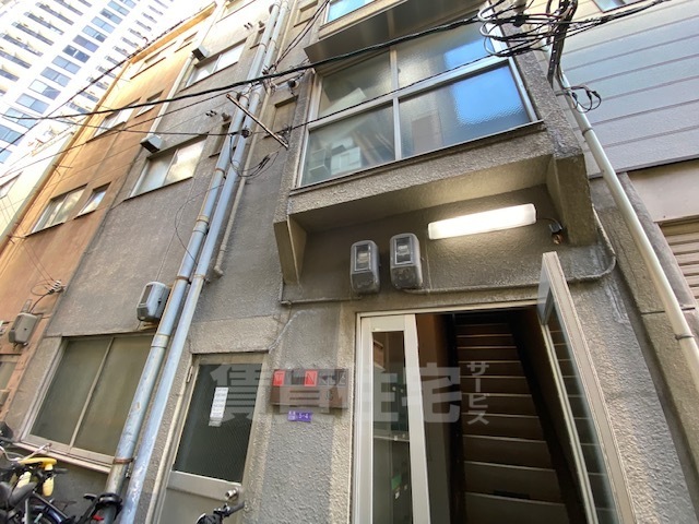 大阪市福島区福島のマンションの建物外観
