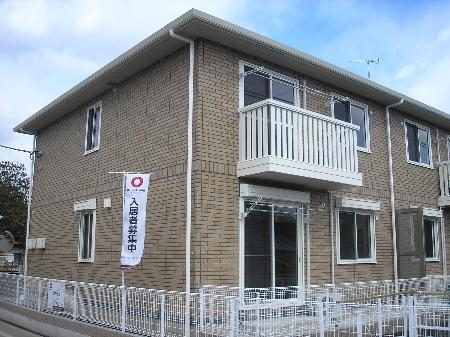 石川ヒルズの建物外観