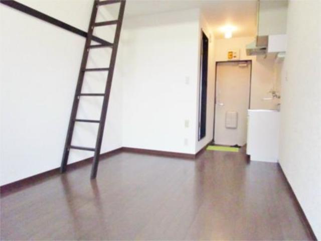 居室・リビング　ロフト付き