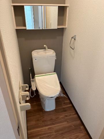 トイレ　トイレ