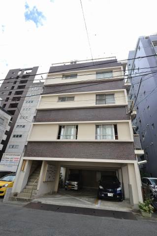 広島市中区富士見町のマンションの建物外観