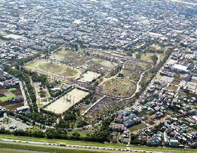 【江戸川区北篠崎のマンションの公園】