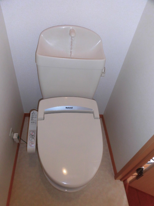 トイレ　202 温水洗浄暖房便座