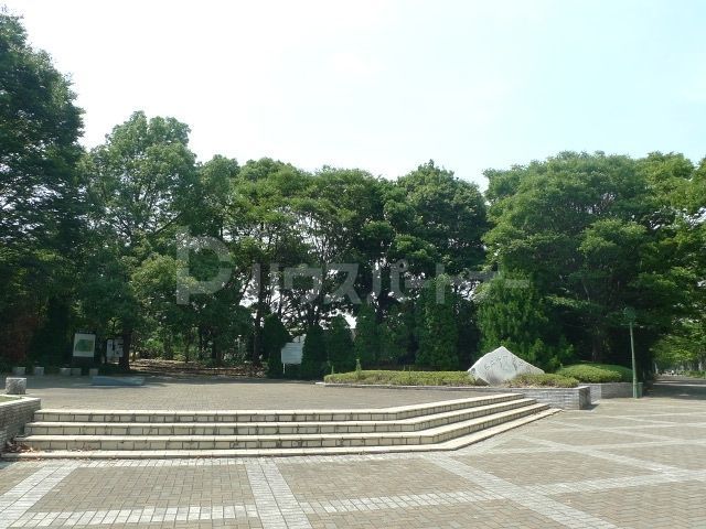 【柏市みどり台のアパートの公園】