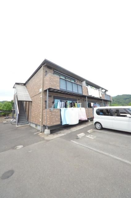 フローラハイムの建物外観